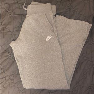 Nike Sweatpants